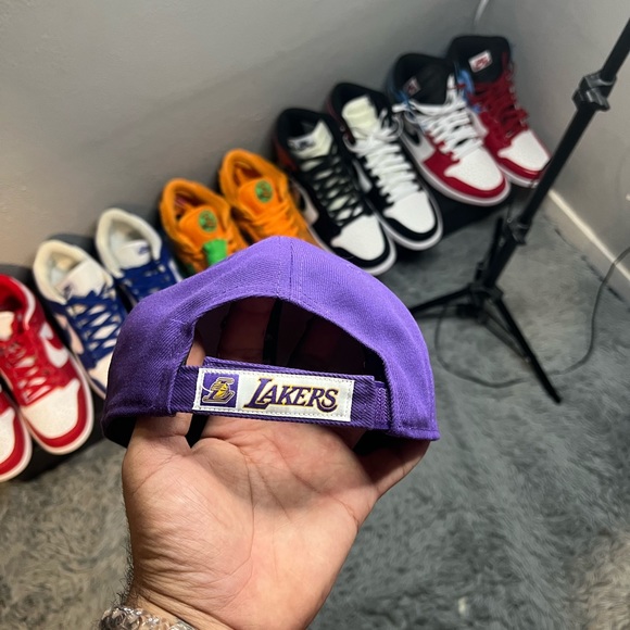 lakers snapback - Picture 2 of 2